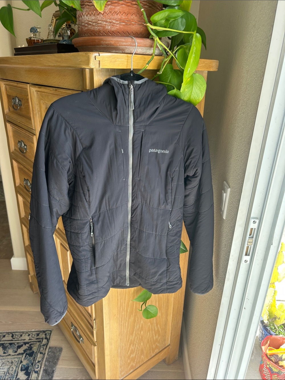 Patagonia Black Hooded Lightweight Jacket with Gray Zipper